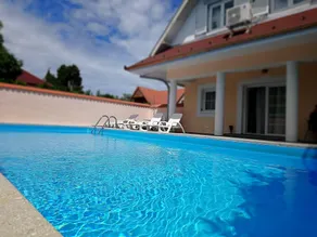 Zamor10 Apartment's & Wellness - Image 2