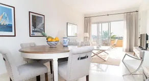 Great View Apartment in Elviria - Image 3