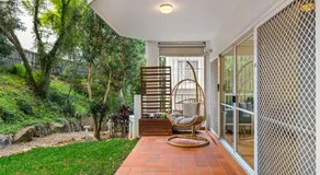 2BR 2BA Indooroopilly-Walk to Shops & Bus - Image 5