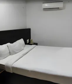 Hotel Tridev - Image 5
