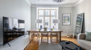 NEW charming apt in City Center - Image 2