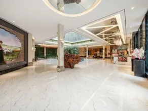 Xingren V Plus Boutique Theme Hotel - Image 2