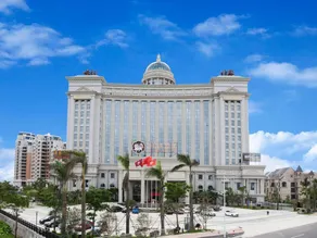 Auspicious Hotel - Image 5