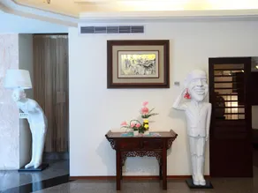 Cullinan Hotel - Image 2