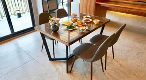 MTNY Hotel - Image 2