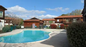 T2, 50m du lac, PISCINE, WIFI, jardin terrasse sans vis-à-vis, 1 à 4 pers - Image 3