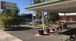 Golden West Motor Inn - Image 3