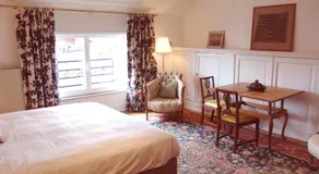 Louise Chatelain suites - Image 2