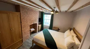 Beaumond Cross Inn - Image 2