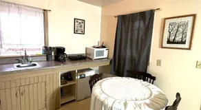 Parkview Lodge & Cabins - Image 3