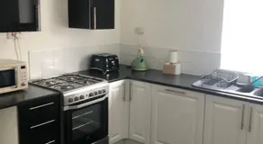 Normanby Raybould house - Image 3