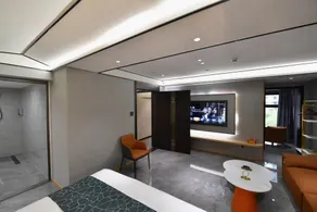 Oriental Hotel - Image 4