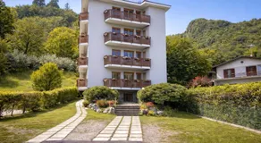 Victoria Apartments- Lake View - Image 3