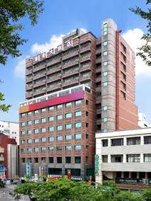 Metro Hotel - Image 4