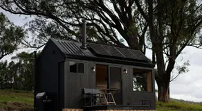 Off-Grid Cabin with Valley Views and Hot Tub - Pepe - Image 4