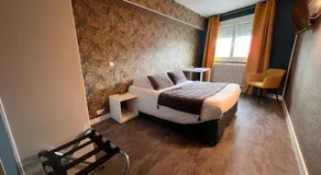 Hotel Alpes Cevennes - Image 2