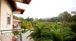 Yiouli Hotel - Image 5