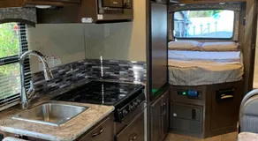 AJ-XL RV Rental - Image 4