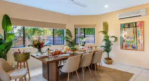Spacious Family Fun with SUV Hire, Games, Full Kitchen - Image 3