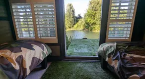 Lola's lake cabin - Image 2