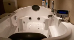 Large Apartment In The Vacation Center Whirlpool - Image 5