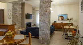 Marios house - Image 5