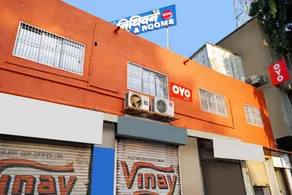Hotel O by OYO Nidhivan Hotel And Rooms - Image 4