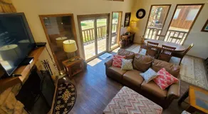 Beaver Lodge on the River - On the River - Near Copper Chair Lift - WiFi - Cable - Walk to Main Street - Grill - Wood Burning Fi - Image 2