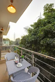Hotel Bstays Near Iffco Chowk - Image 3