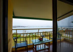 Blue Lake Retreat - Image 4