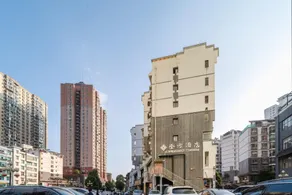 Quanfang Hotel - Image 5