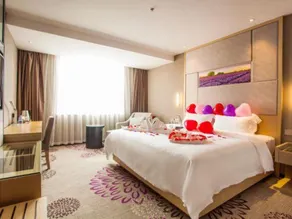 Lavande Hotel Shantou Haibin Road Seaview Corridor - Image 3