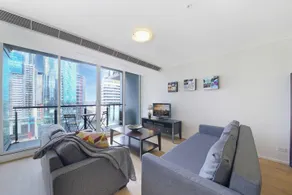 Comfy & Stylish 2BR Apt Next to Crown City Views - Image 2