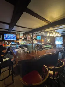 Cascade Inn - Image 5