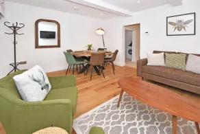 Chapel House by YourStays - Two bed cottage in Market Town of Sandbach, high end finish - Image 2