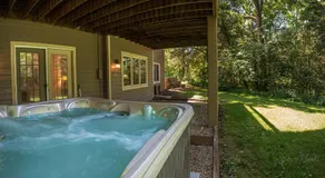 The Lodge, 'North Woods' style, boutique Galena Getaway! - Image 4