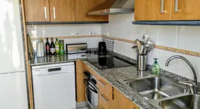 Bright spacious 2 BDR Apt, near Arenal beach Javea , + FREE parking - Image 4