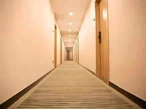 GreenTree Inn Express Wuxi Railway Station North Exit Metro Station - Image 5