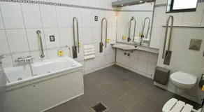Camping De Binnenvaart Superior Chalet - Image 2