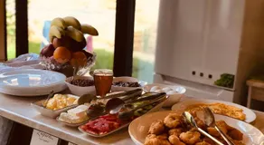 Gogo Moustache Guest House - Image 3