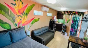 Bird of Paradise Retreat with stunning mountain views - Image 2