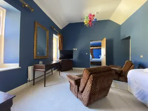 Harbour Inn - Image 2