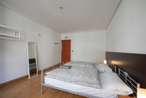 Kontxa Guesthouse - Auto Check-in - Image 5