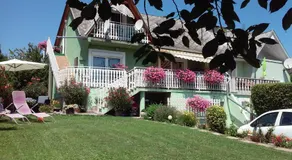 Holdfény Apartman - Image 4