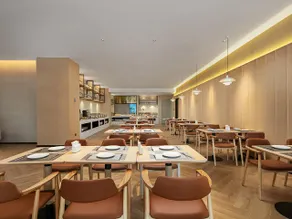 Country Inn & Suites by Radisson Shaoguan Xihe Sports Center Mines Park - Image 3