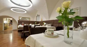 Appartement-Hotel GH Zum Goldenen Schiff - Image 3