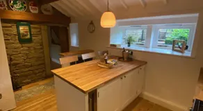 The Weavers Cottage - Image 3