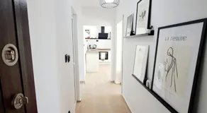 White House Apartments - Boho - Image 4