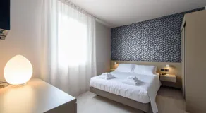 Hotel Zenit - Image 2