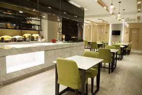 Yue Wu Hotel (Beijing Guangqumen) - Image 4